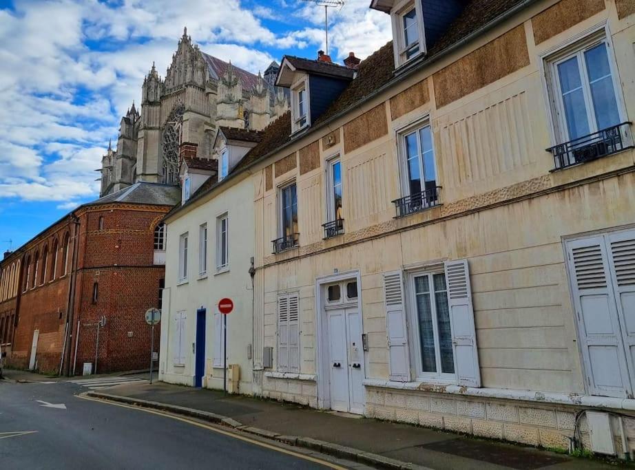 Le Studio De La Cathedrale Διαμέρισμα Μποβέ Εξωτερικό φωτογραφία